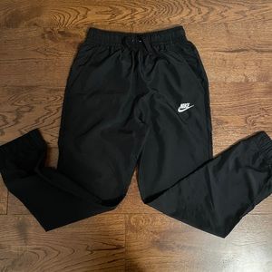 Nike Woven Jogger Pants